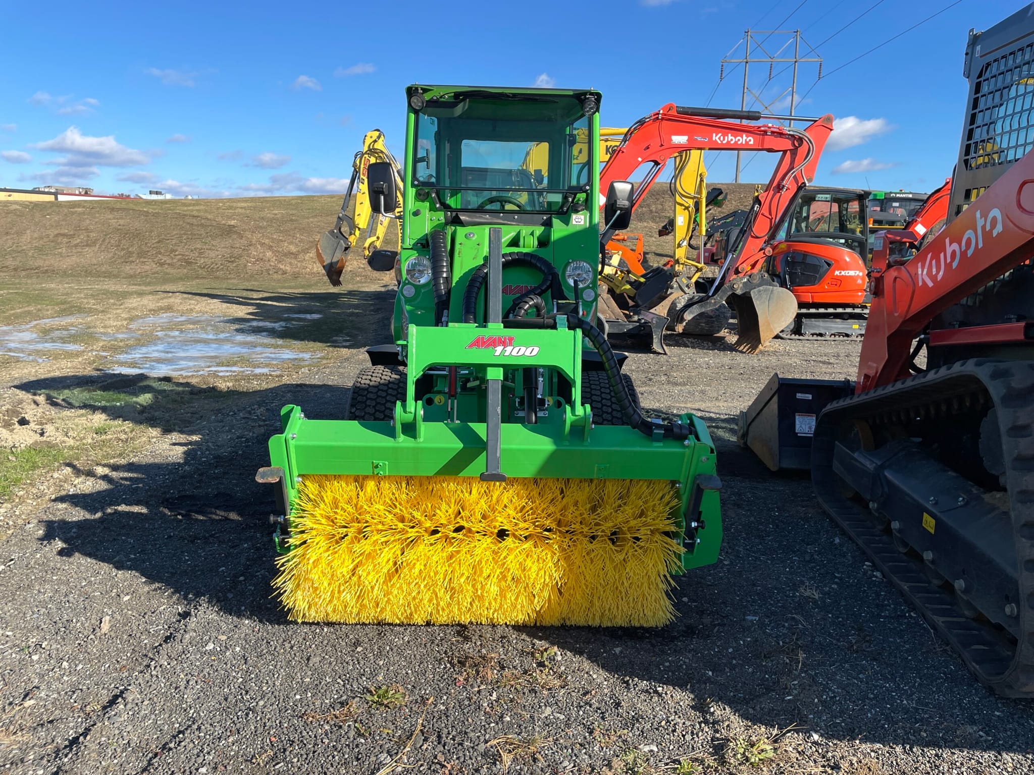 AVANT 1100 ROTARY BROOM