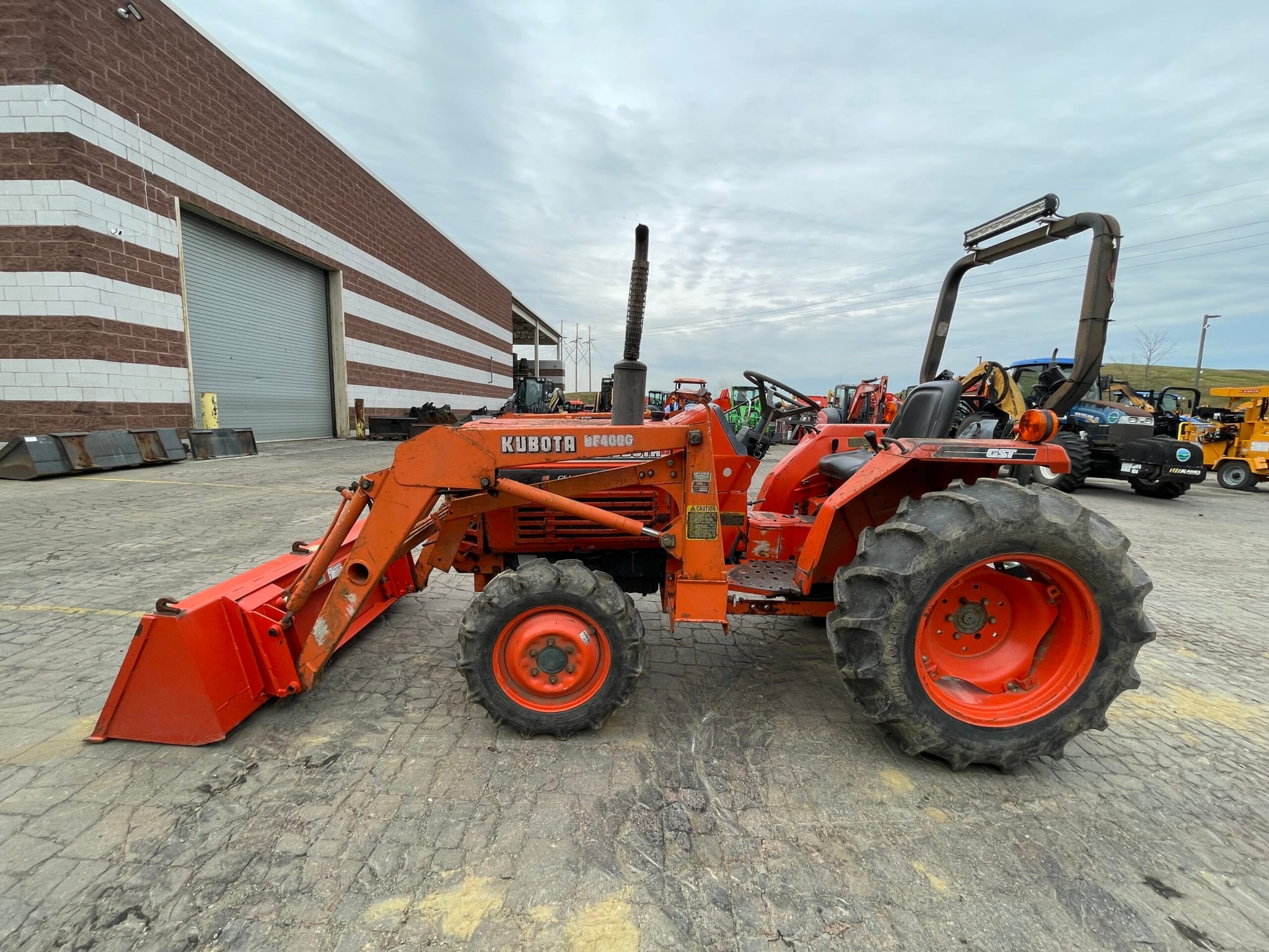 KUBOTA L2550GST TRACTOR