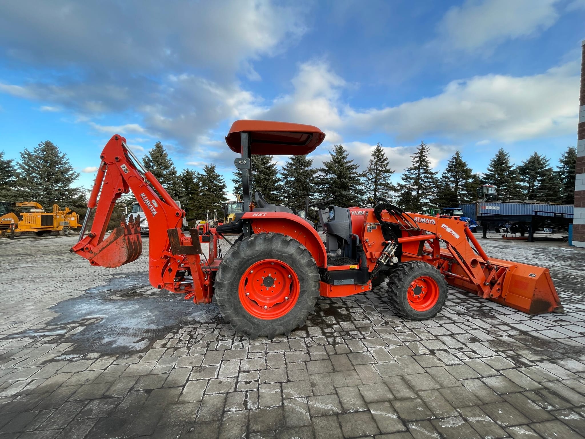 KUBOTA L4760HST TRACTOR