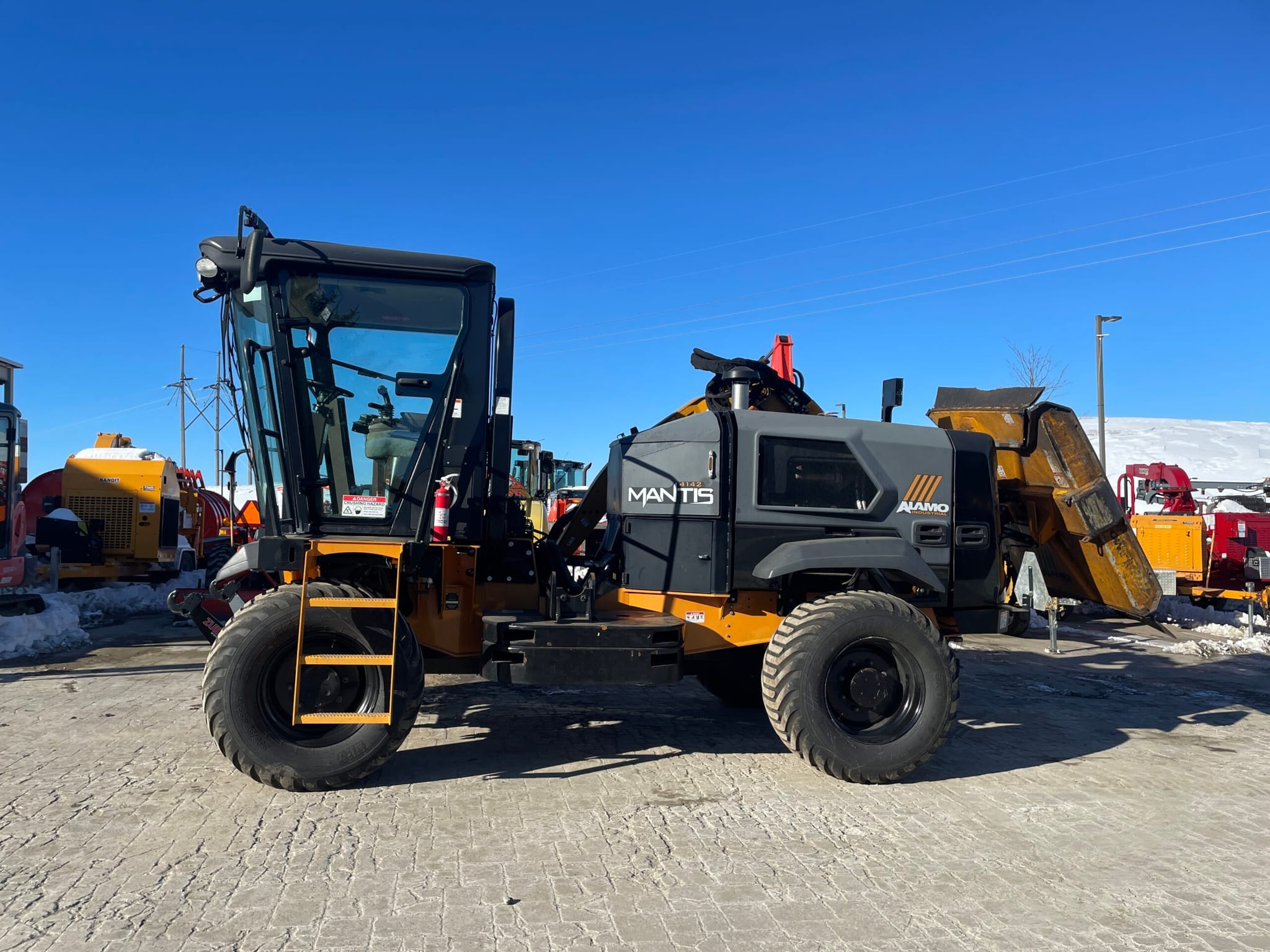 ALAMO MANTIS 4142