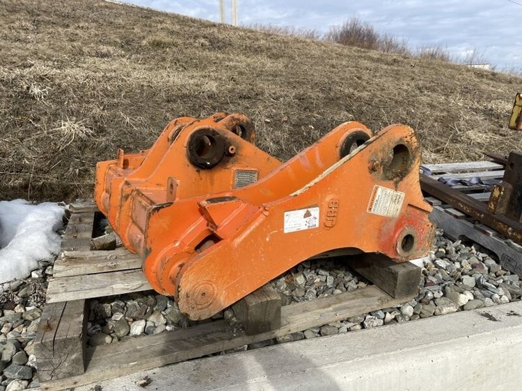 PALADIN HYDRAULIC COUPLER