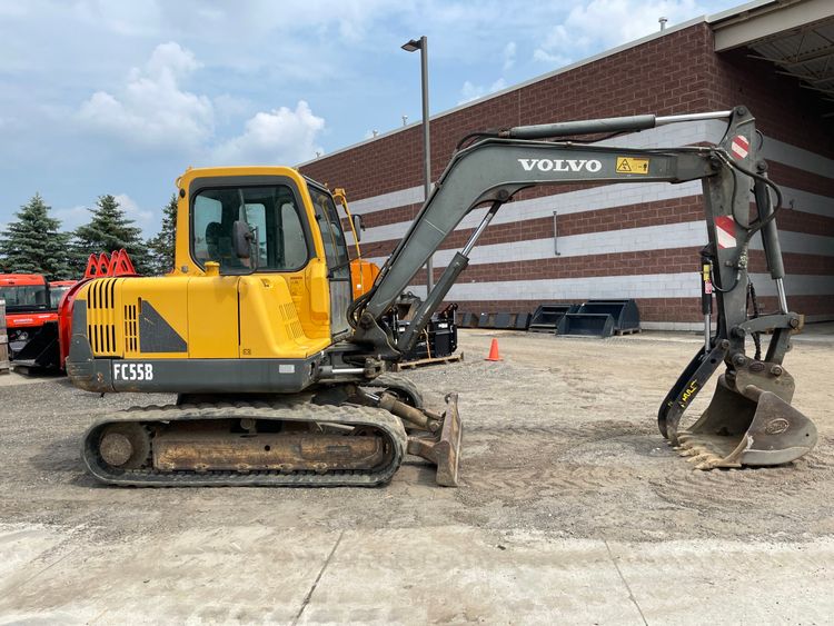 VOLVO EC55B